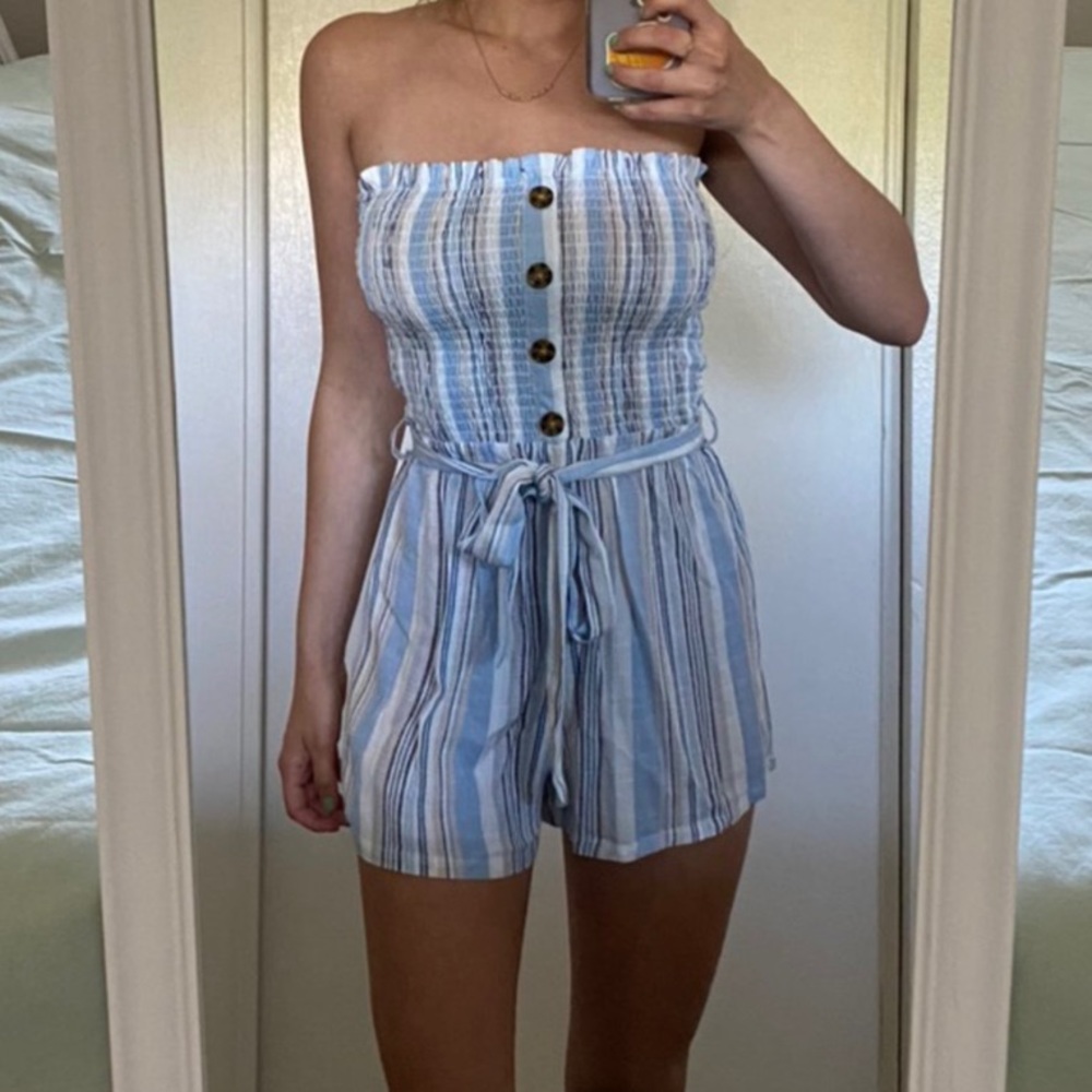 Striped tube top romper! Size S